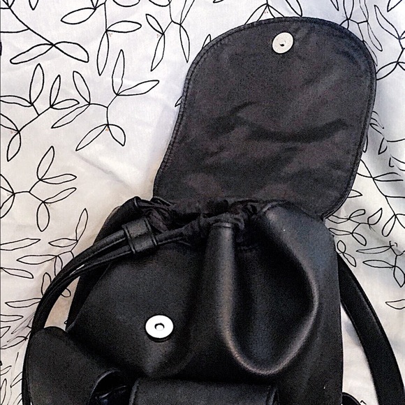 Drawstring backpack - Picture 2 of 3